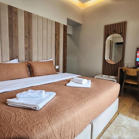 Vila Casablanca - Boutique Hotel & Restaurant ชโคเดอร์ ภายนอก รูปภาพ
