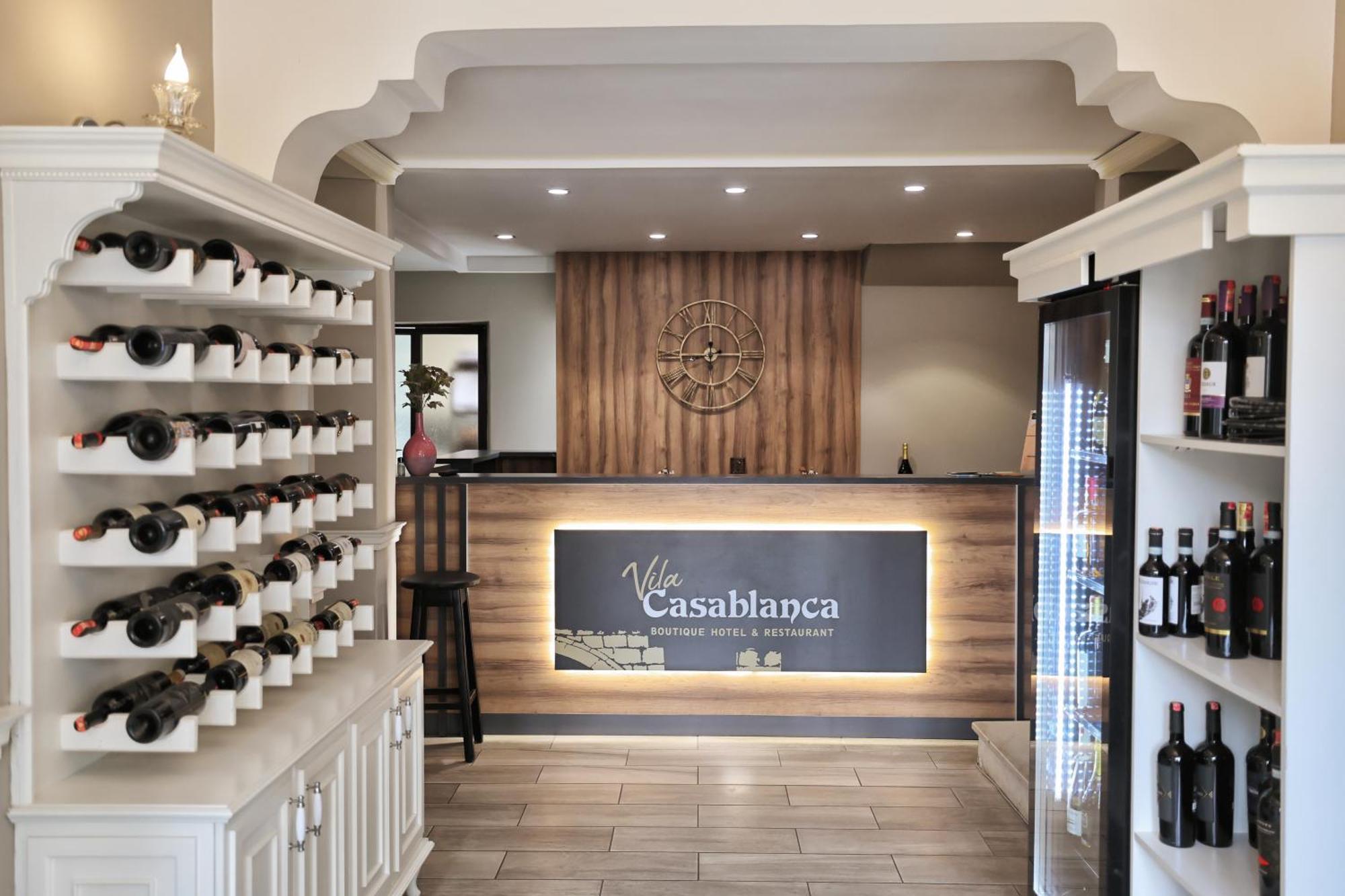 Vila Casablanca - Boutique Hotel & Restaurant ชโคเดอร์ ภายนอก รูปภาพ