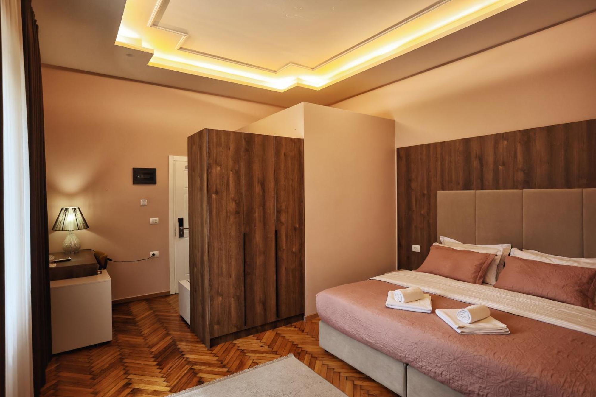 Vila Casablanca - Boutique Hotel & Restaurant ชโคเดอร์ ภายนอก รูปภาพ