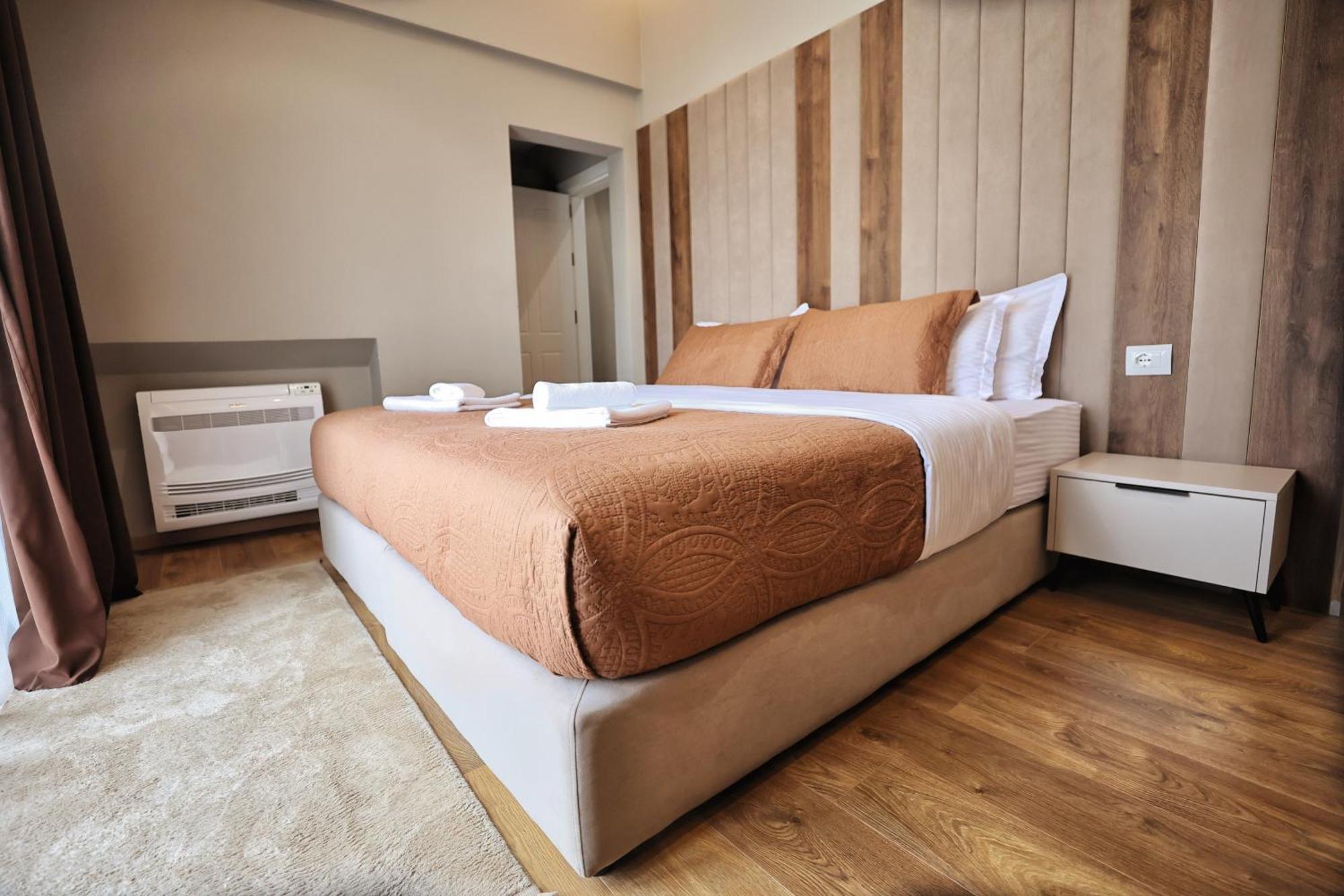 Vila Casablanca - Boutique Hotel & Restaurant ชโคเดอร์ ภายนอก รูปภาพ