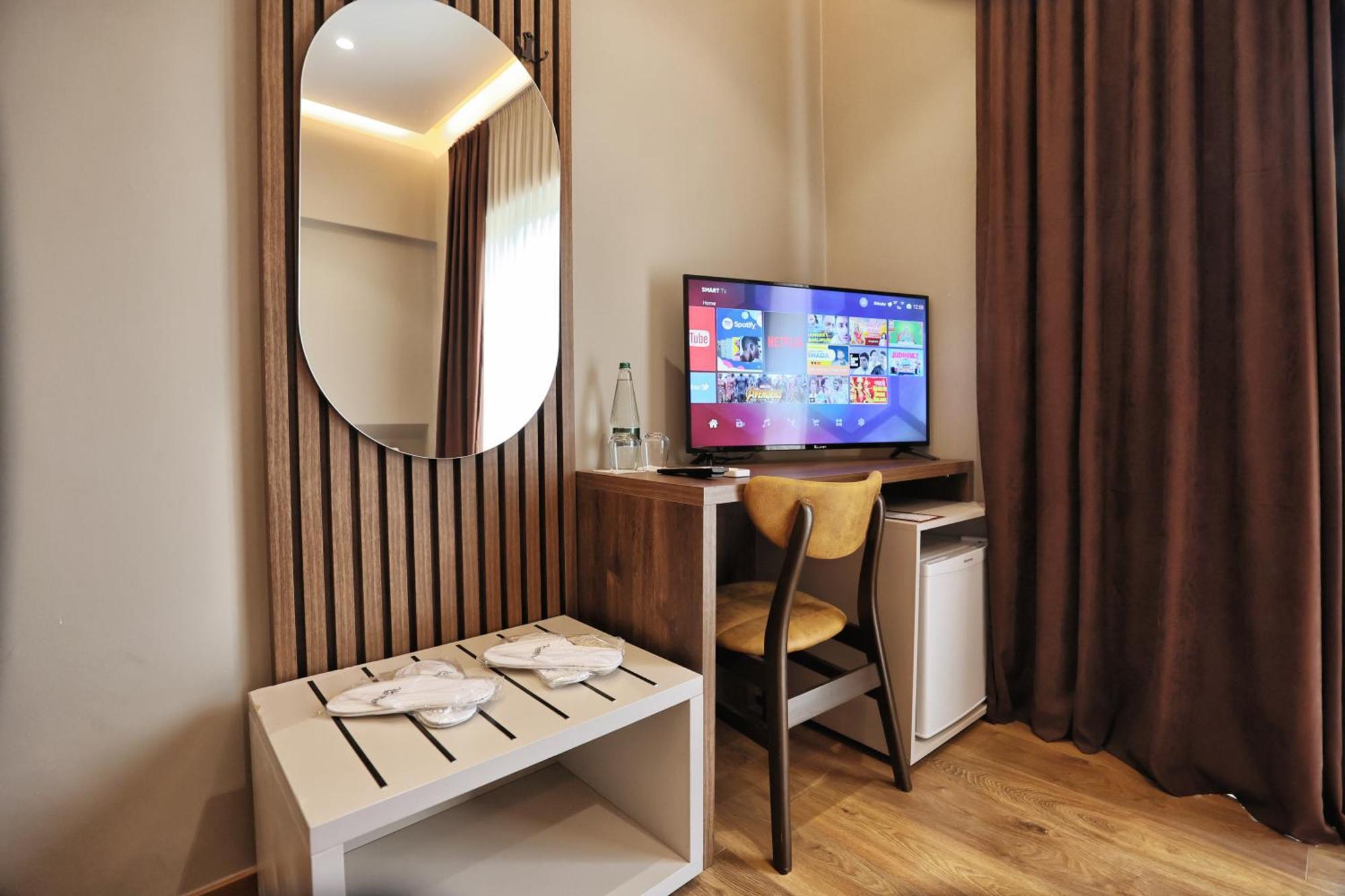 Vila Casablanca - Boutique Hotel & Restaurant ชโคเดอร์ ภายนอก รูปภาพ