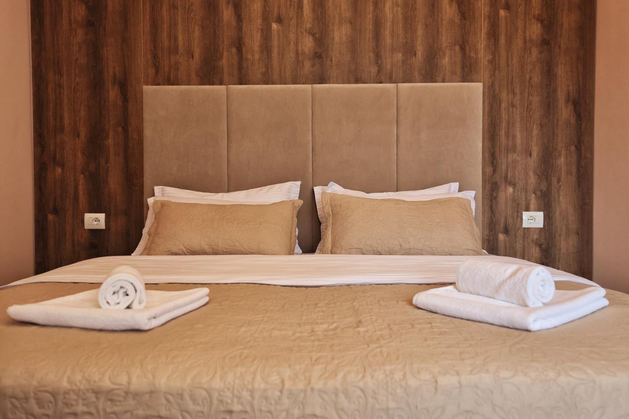 Vila Casablanca - Boutique Hotel & Restaurant ชโคเดอร์ ภายนอก รูปภาพ