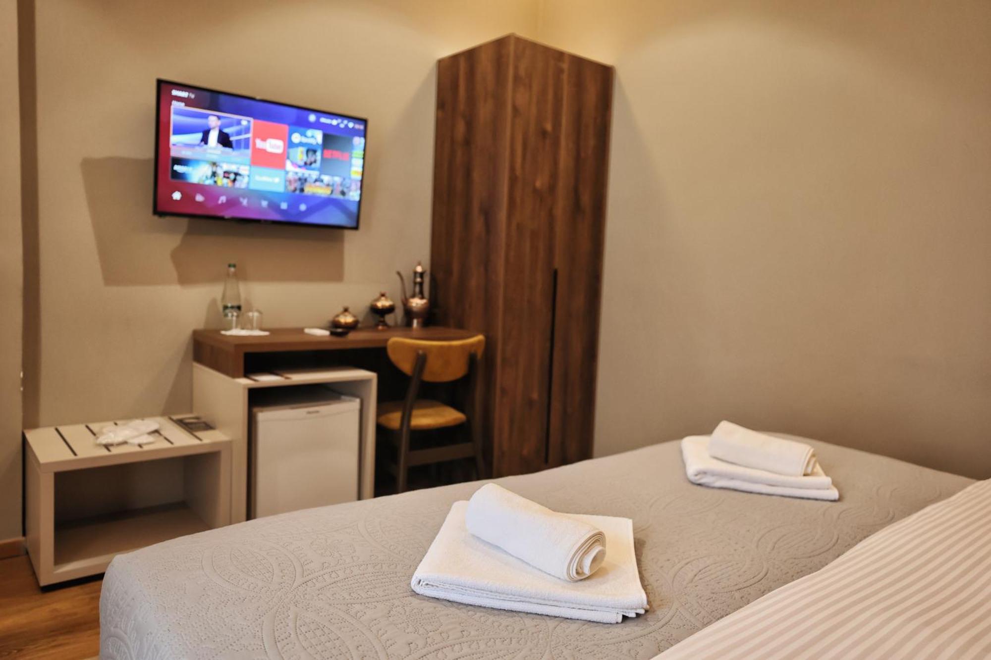 Vila Casablanca - Boutique Hotel & Restaurant ชโคเดอร์ ภายนอก รูปภาพ
